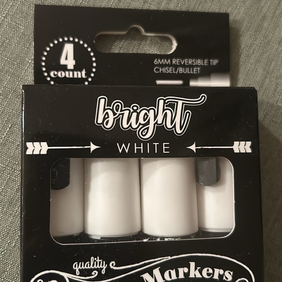 White Chalk Markers by Loddie Doddie 6mm reversible tip - Picture 3 of 4